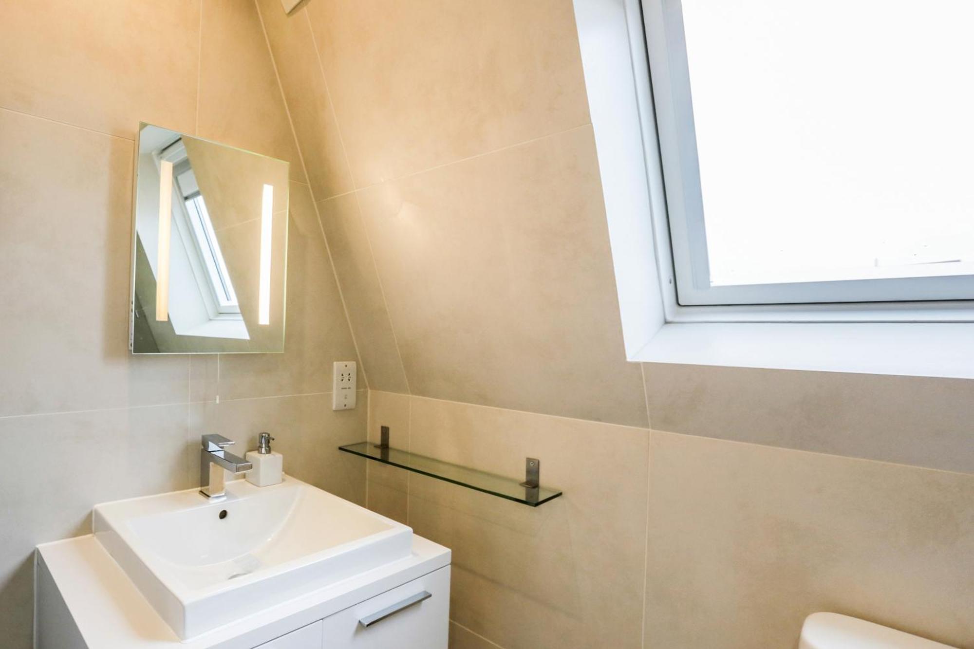 Madison Hill - White Hill House 5 - 3 Bedroom Flat Лондон Экстерьер фото